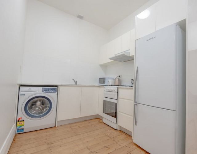 Stylish 2-Bedroom, 1-Bathroom Apartment in