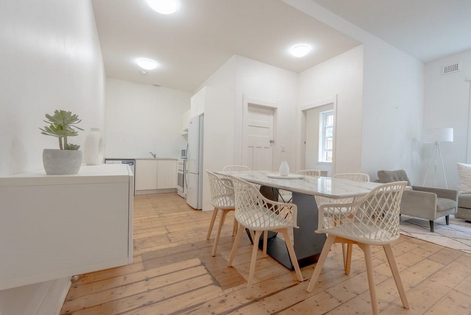 Stylish 2-Bedroom, 1-Bathroom Apartment in