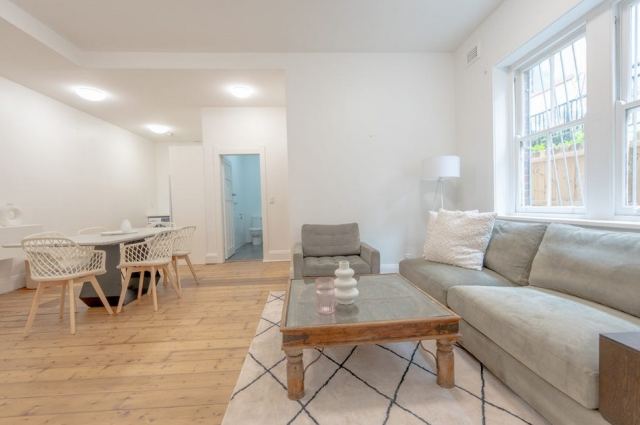 Stylish 2-Bedroom, 1-Bathroom Apartment in