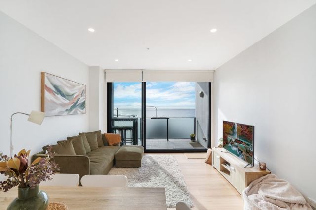 75 Shortland Esplanade, Newcastle, NSW 2300