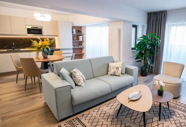 81 Sixth Ave,Maroochydore QLD 4558