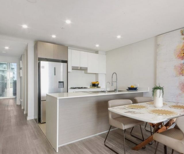 Beautiful 2-Bed, 2-Bath Apartment – Available Now in Parramatta