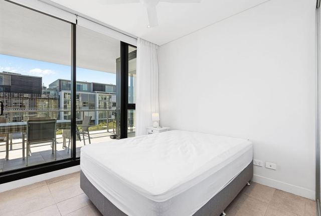 2-Bedroom, 2-Bathroom Apartment in Central North Fremantle