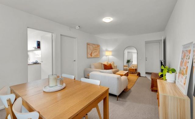 Armadale, Vic 3143 - 2 beds / 1 bath