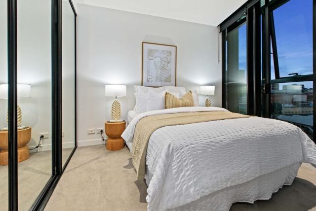 2-Bed, 2-Bath Apartment – Available Now in Surfers Paradise