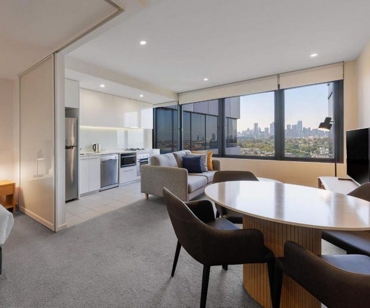 18 Mount Alexander Rd, Travancore, Vic 3032