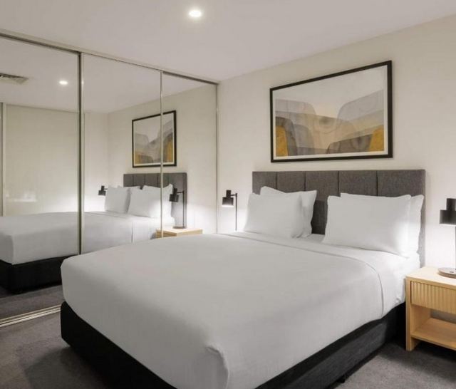 18 Mount Alexander Rd, Travancore, Vic 3032