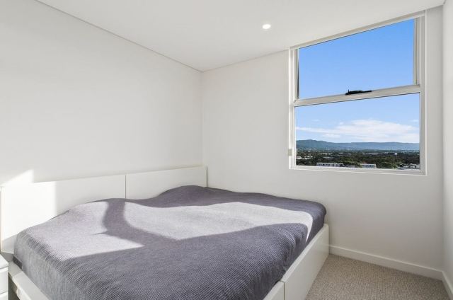 Spacious 2 Bedroom, 1 Bathroom Apartment – Wollongong