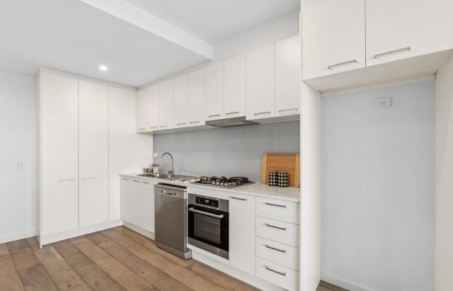 8 Hobart Pl, Canberra ACT 2601