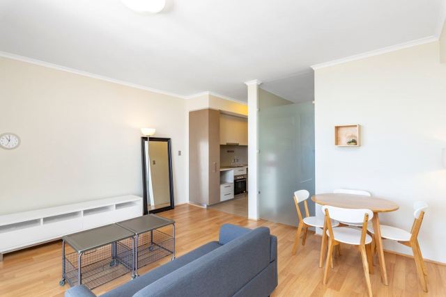 1-Bedroom, 1-Bathroom Apartment in Perth WA 6000