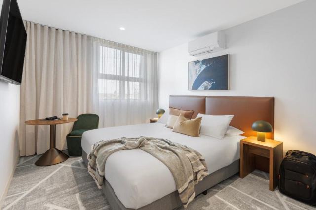 Beautiful 2-Bed, 2-Bath Apartment – Available Now in Canberra